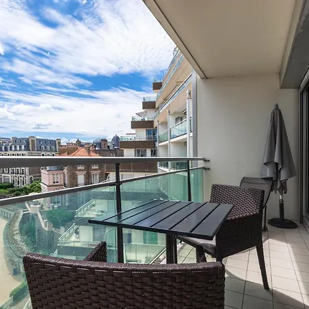 Hotel Le Crystal Dinard