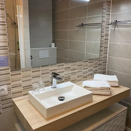 Hotell Le Crystal Dinard, Sure Hotel Collection By Best Western