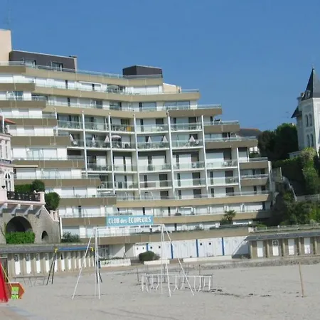 Le Crystal Dinard, Sure Hotel Collection By Best Western Hotel