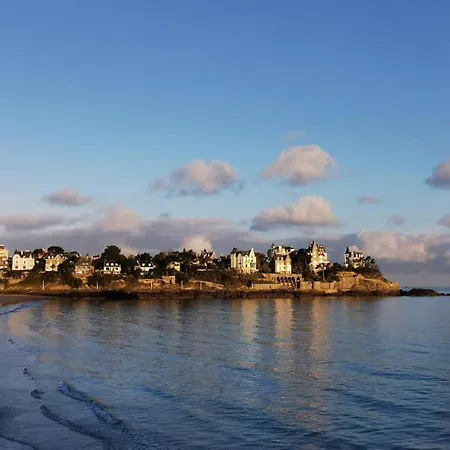 Le Crystal Hotel Dinard