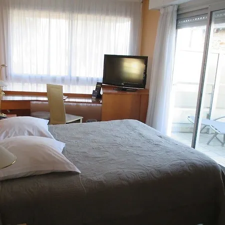 Le Crystal Dinard, Sure Hotel Collection By Best Western Hotel