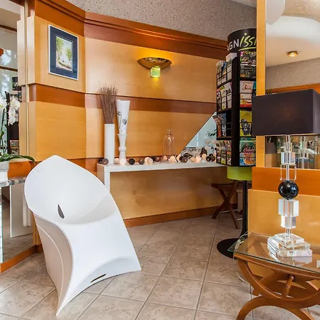 Hotel Le Crystal Dinard, Sure Hotel Collection By Best Western
