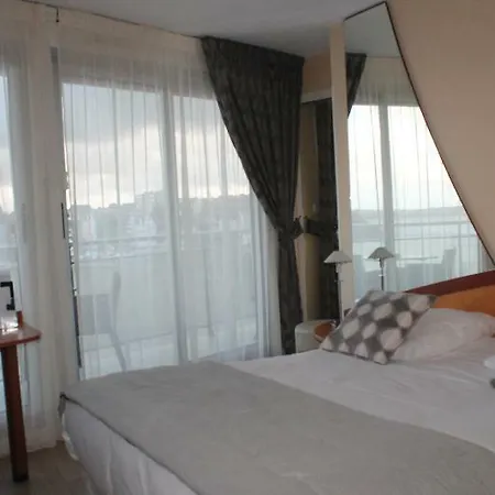 Hotel Le Crystal Dinard, Sure Hotel Collection By Best Western